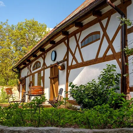 Sudeckie Nad Zalewem I Apartamento Sosnówka